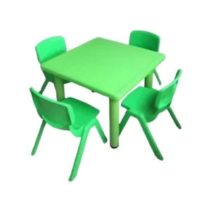 طاولة نشاط خضراء مع اربع كراسى من Flash Furniture بمقاس 21×26 إنش